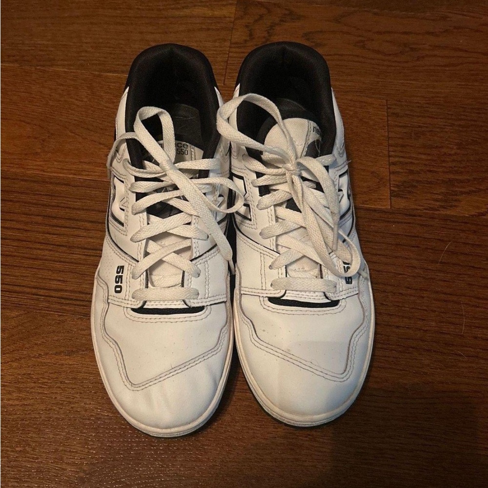 New Balance Black and White 550s